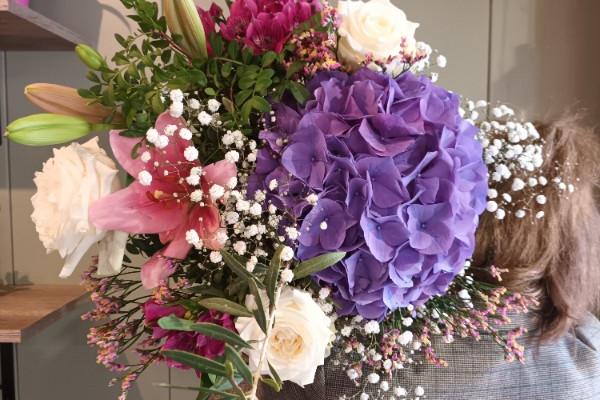 Bouquet floral chez votre fleuriste de Giberville